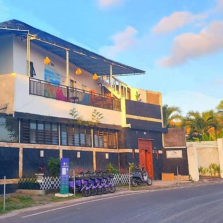 Hustay Guest House - Canggu Exterior foto